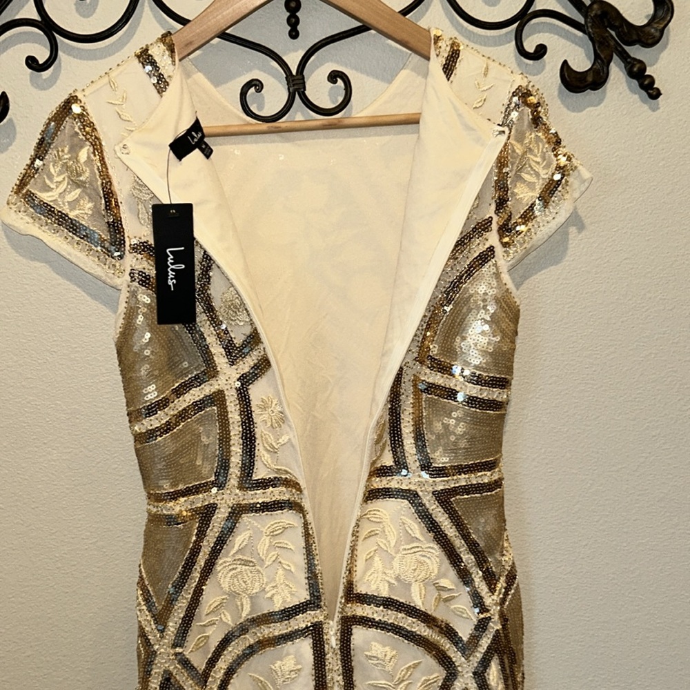 LULU'S "SPREAD YOUR SUNSHINE" GOLD SEQUIN EMBROIDERED BODYCON DRESS SIZE MED NWT - Picture 7 of 9